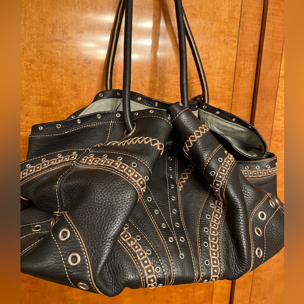 Cole Haan black pebbled leather XL tote bag beautiful stitching and grommets